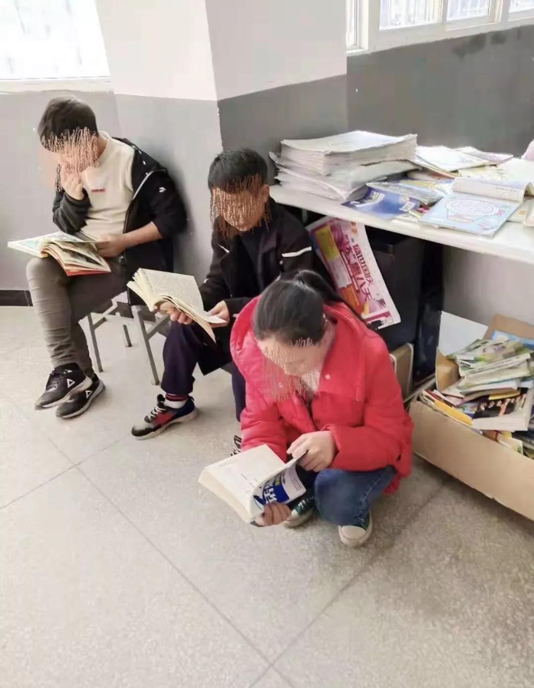 后入内射无码人妻一区