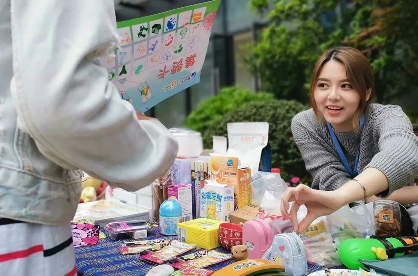 后入内射无码人妻一区