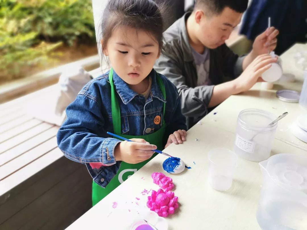 后入内射无码人妻一区